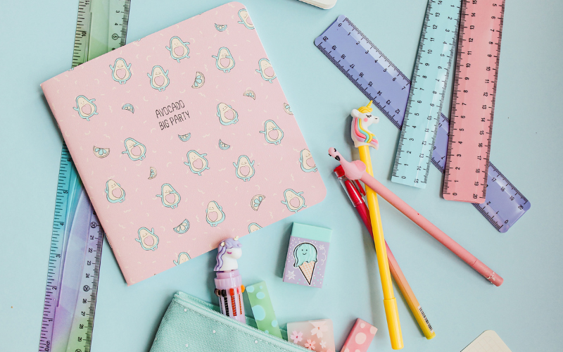 alt="お年玉代わりに人気の文房具セット"
